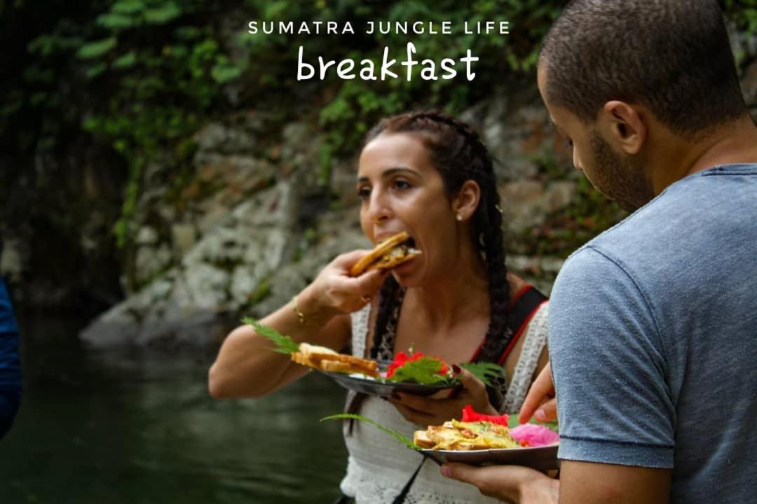 Jungle Life Guest House - Trekking & Transport Only Book With Us Bukit Lawang Buitenkant foto